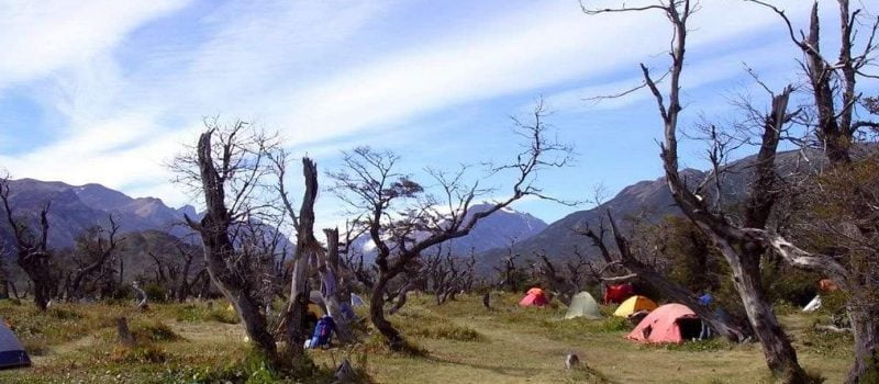 3 Campings en El Chaltén (Santa Cruz) para el 2025/2026 3 Campings en El Chaltén (Santa Cruz) ¡Precios y Teléfonos! 2025/2026