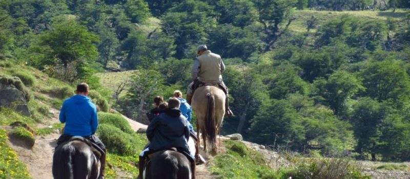 Cabalgata Cabana El Relincho Chalten Santacruz Argentina Santa Cruz